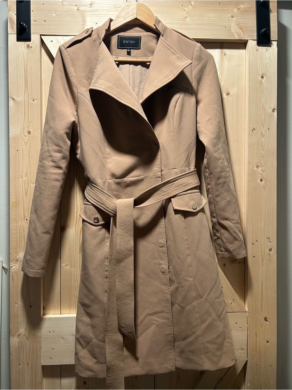 Entry Women's Tan Belted Trench Coat